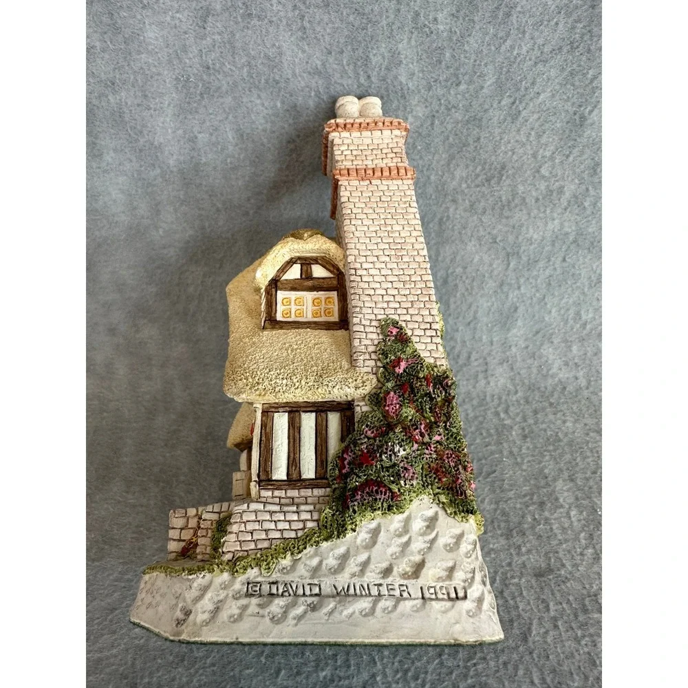 David Winter Cottage Audreys Tea Room 1990‎ Miniature Hand Painted Great Britain